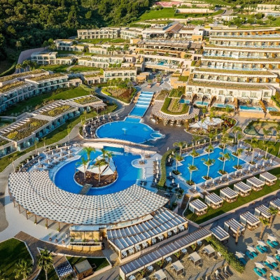 Miraggio Thermal Spa Resort: 10 Χρόνια εκθαμβωτικής ομορφιάς και παραθαλάσσιας πολυτέλειας