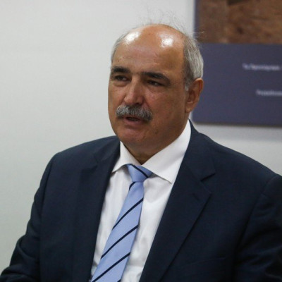 Όταν ο Λαλιώτης κάλεσε τον Μπόλαρη