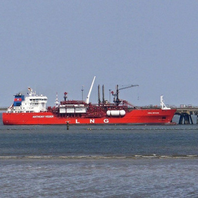 Κατάρ: Η Qatar Energy σταματά την παραγωγή LNG έπειτα από ιρανικές επιθέσεις